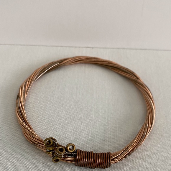 Recycled guitar strings large bangle bracelet - Picture 3 of 8